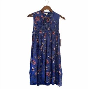 NWT En Creme blue floral smocked front keyhole neck sleeveless shift dress small